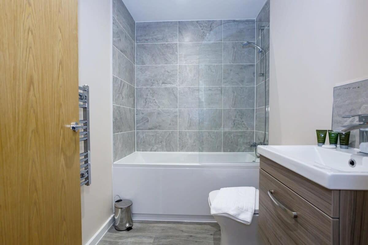 Modern And Stylish 1 Bed Apartment Manchester Eksteriør billede